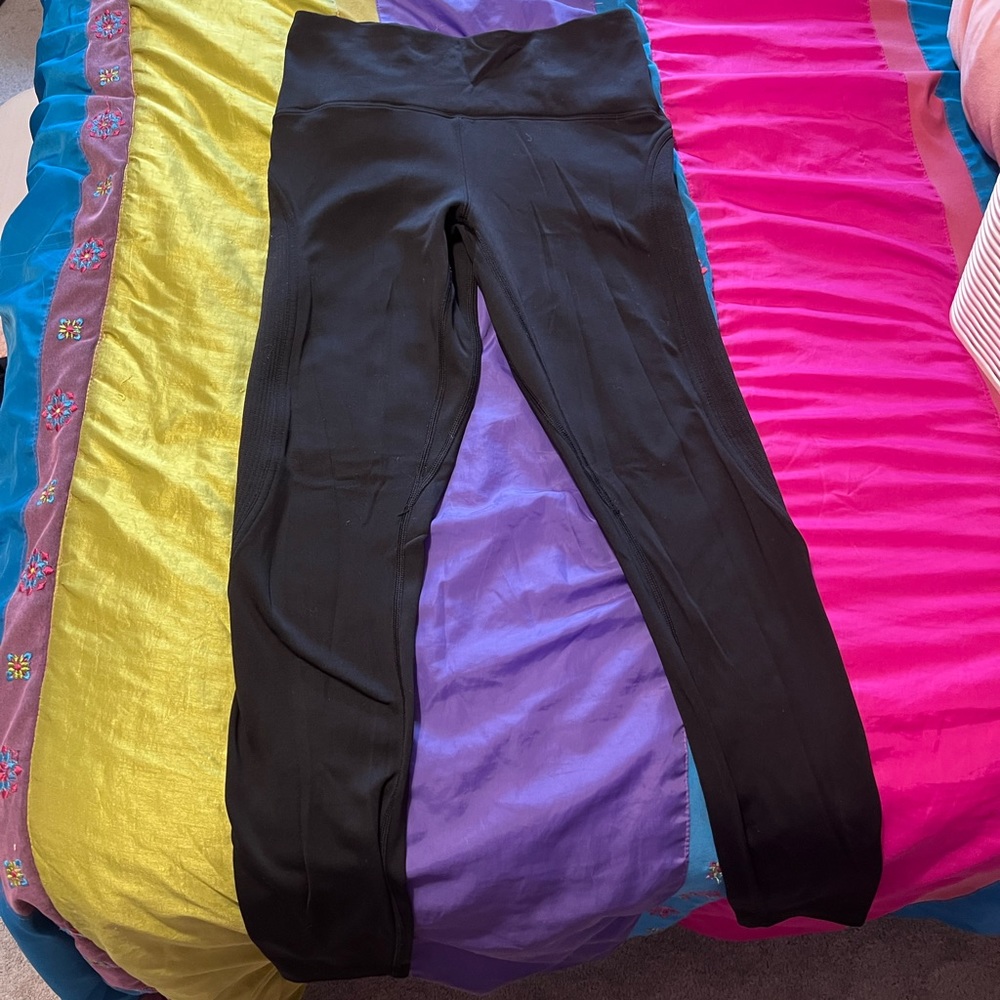 Black lululemon leggings